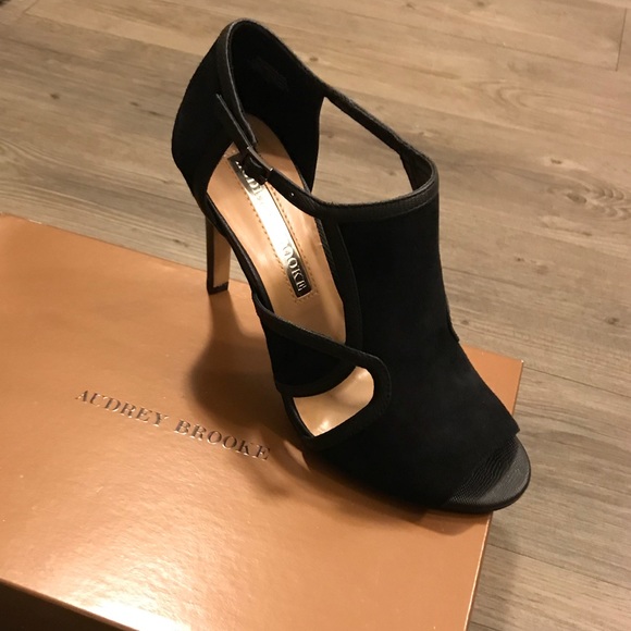 audrey brooke black heels